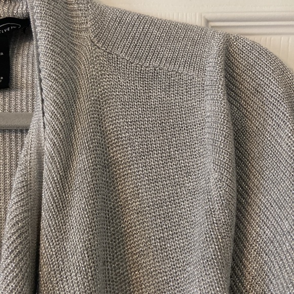 Midnight Velvet Cardigan size XL excellent condition length 37” color silver - Picture 3 of 12